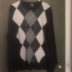 Men’s argyle sweater